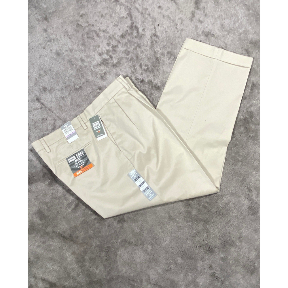 NWT Dockers Pleated Classic Cuffed Fit D3 Iron Free Pants Stretch Khaki Tan Bone